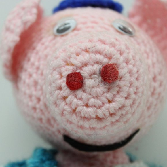 Crochet Knit Stuffed Pink Pig 14 Inch Tall Toy Doll Handmade Vintage - Picture 9 of 9